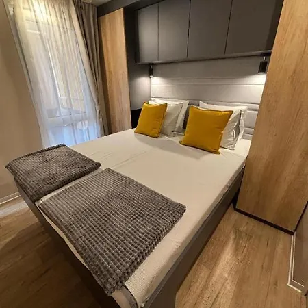 营地 Mobile Ivana 比奥格勒·纳·莫鲁