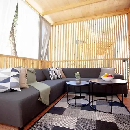 Mobile Ivana Campsite